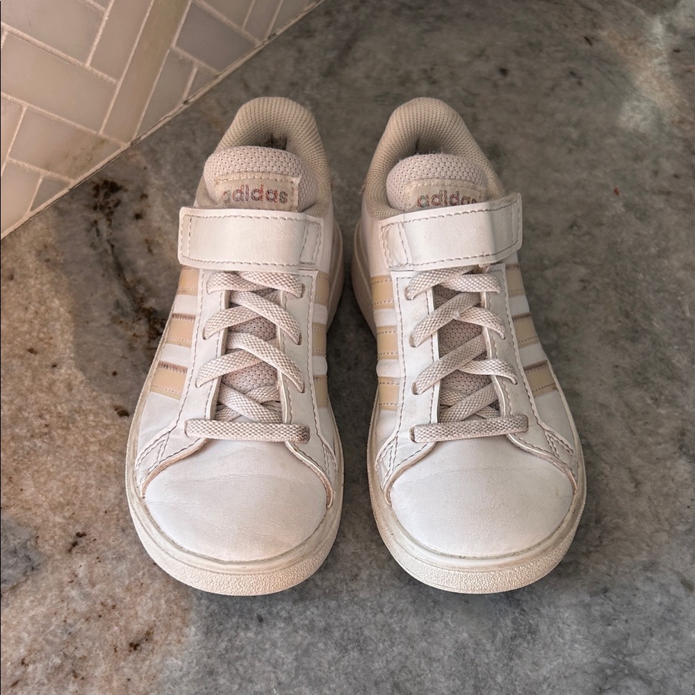 Adidas GRAND COURT 2.0 SHOES